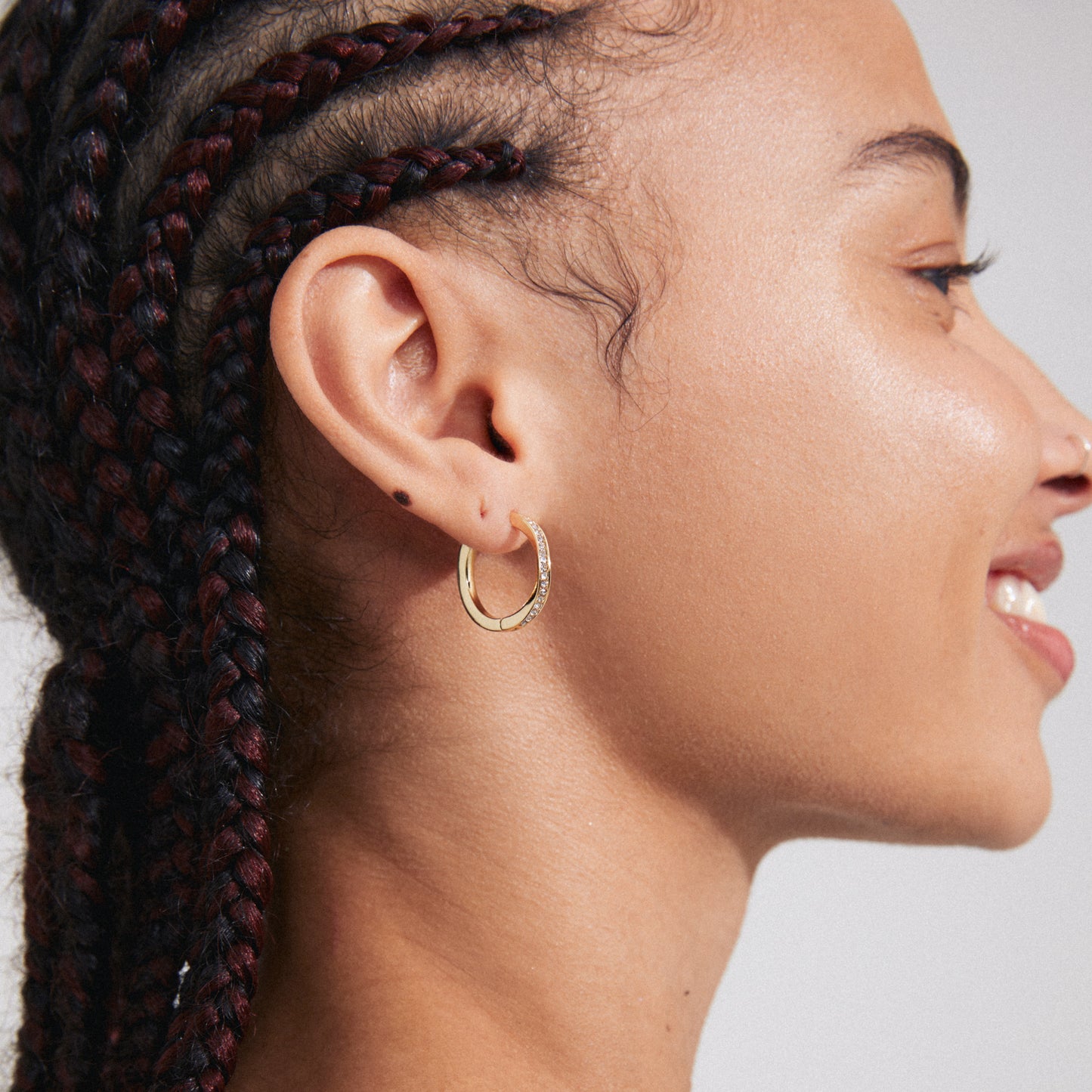 TRUE recycled hoop earrings gold-plated